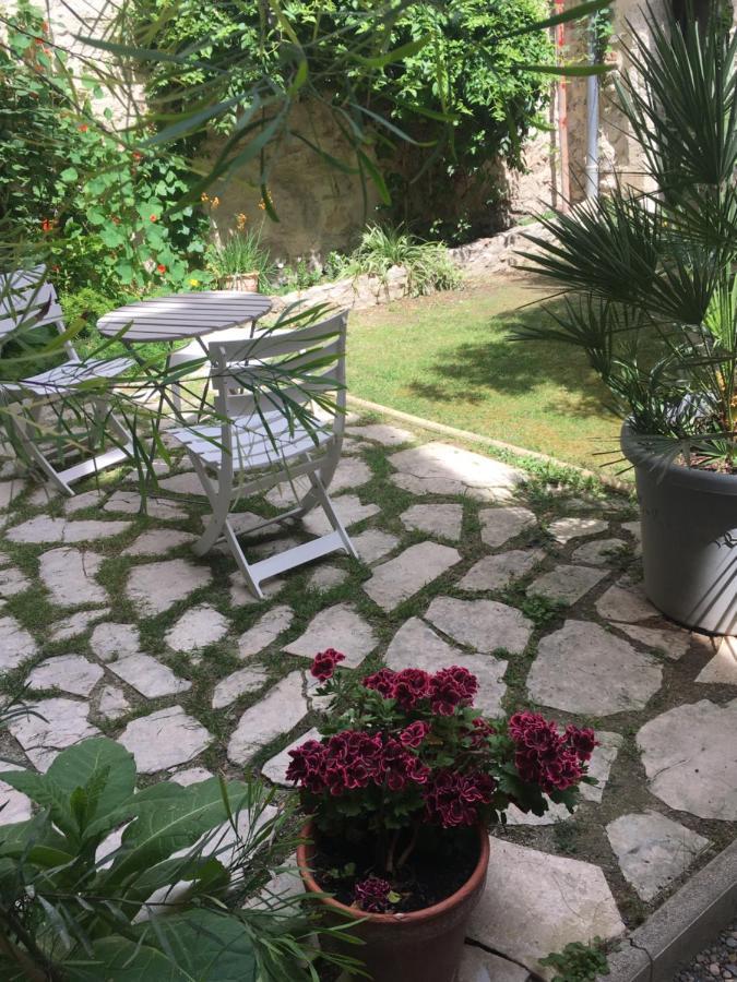 Chambre sur jardin secret Avignon Extérieur photo